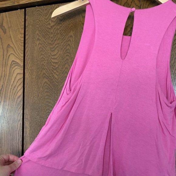 {Banana Republic} Faux Layered Tank - Picture 5 of 6